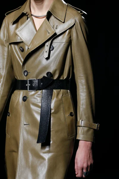 Look 14